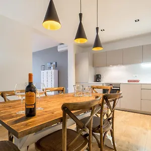 Rent Rambla Catalunya Appartement Barcelona