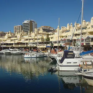 https://apartamento-holiday-on-the-beach.hotelsinnerja.org