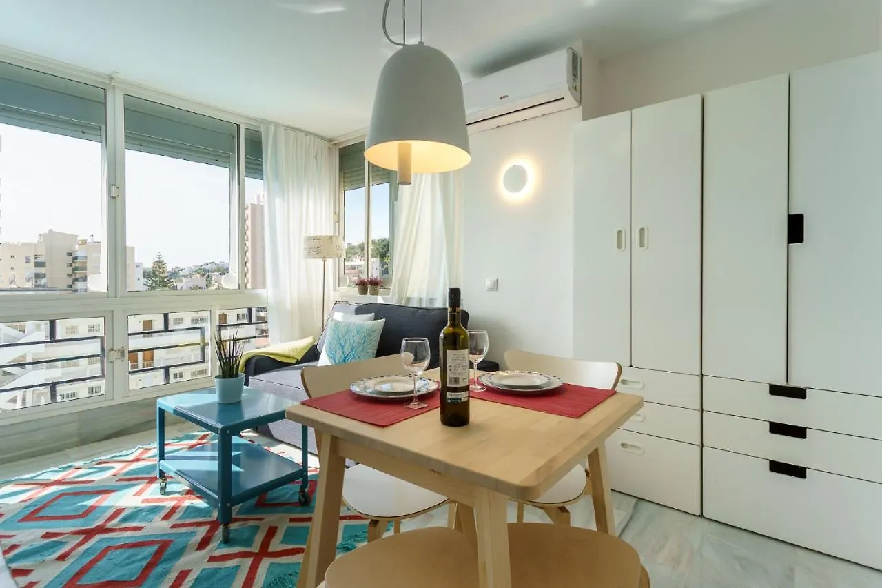 Malagasuite Carihuela Seaview Torremolinos Apartment